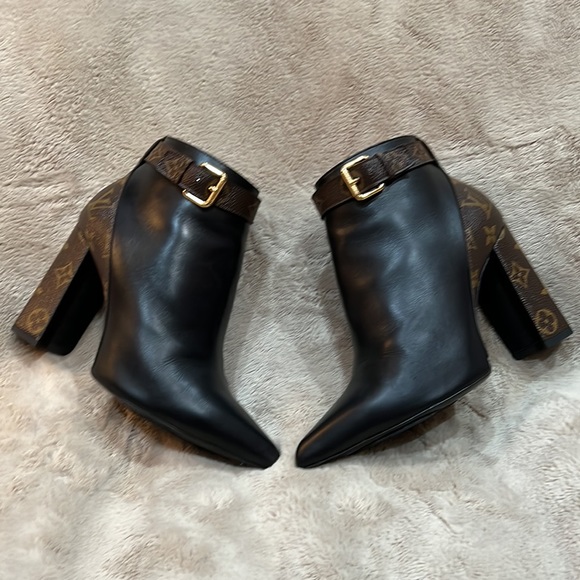 Louis Vuitton Matchmake Booties - Picture 8 of 17